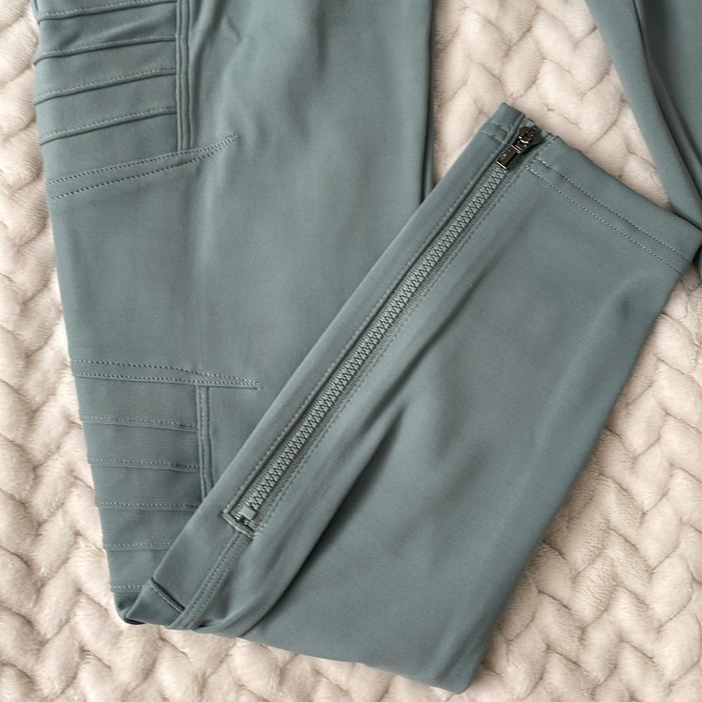 Athleta Delancey Moto Tight, size small, NWOT - Picture 7 of 7
